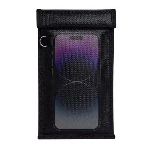 foto referencial del producto, con un celular al centro de manera transparente