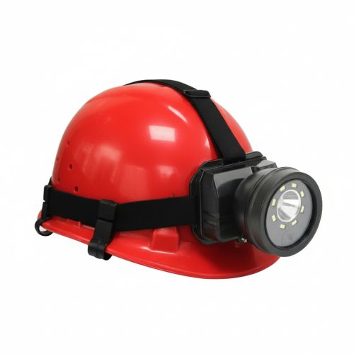 foto del producto en un casco con sus cuatro clips de sujecion